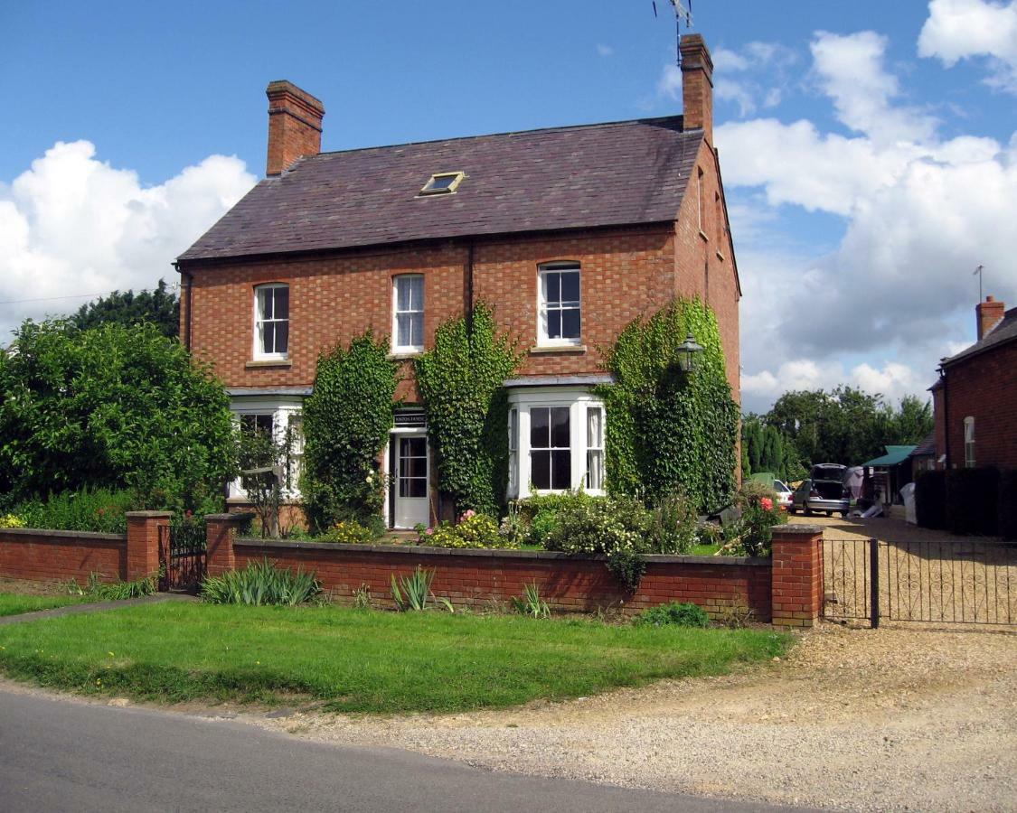 Winton House Bed & Breakfast Stratford-upon-Avon Bagian luar foto